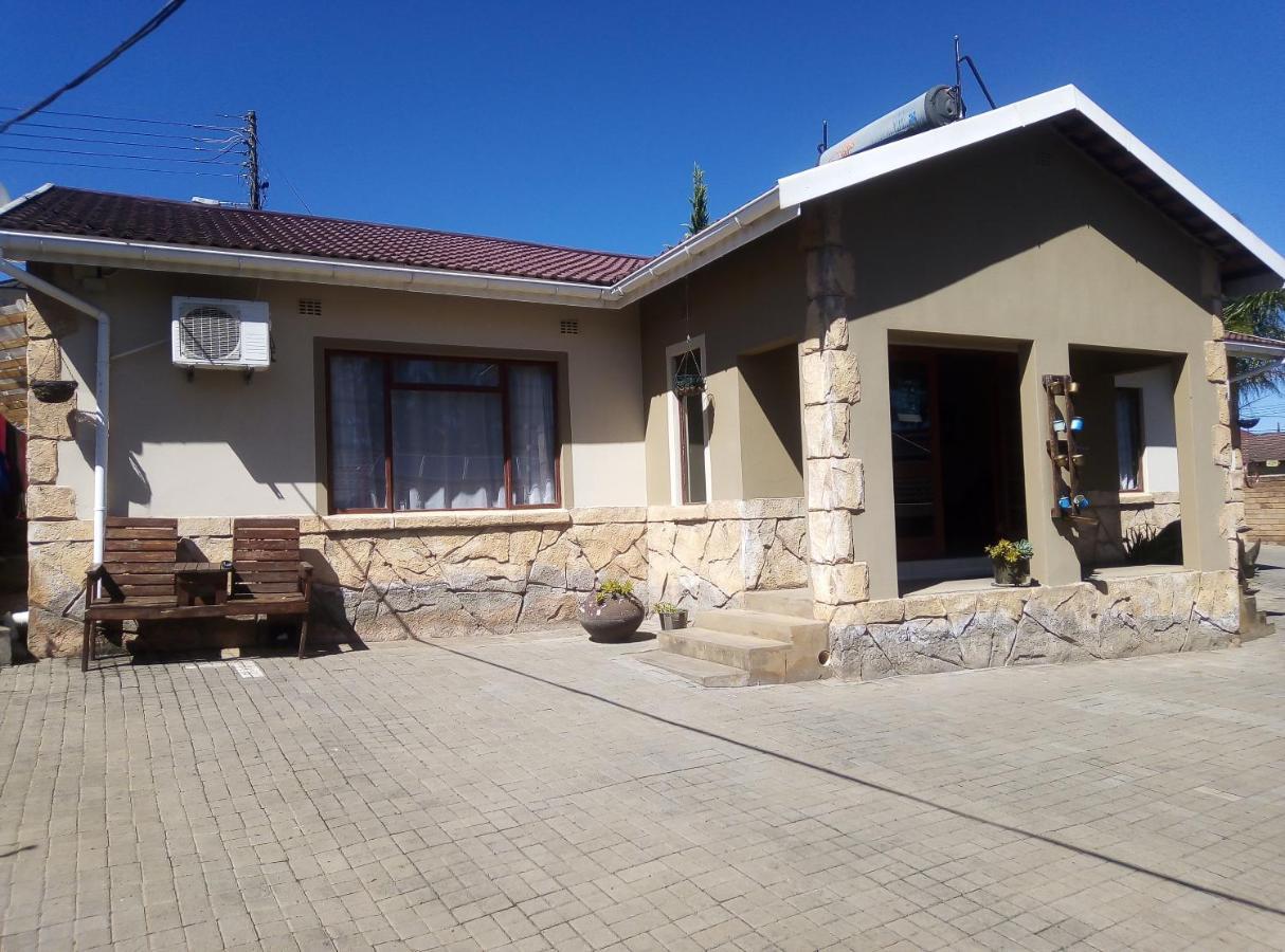 Big Five Guest House Mthatha Exterior foto